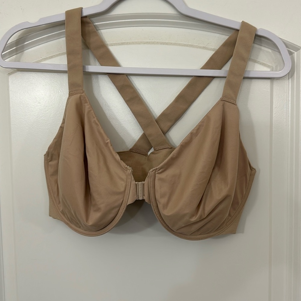 SPANX beige racerback bra with soft lined cups. 36 DD